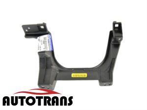 მაყუჩის უკანა სამაგრი მარჯვენა