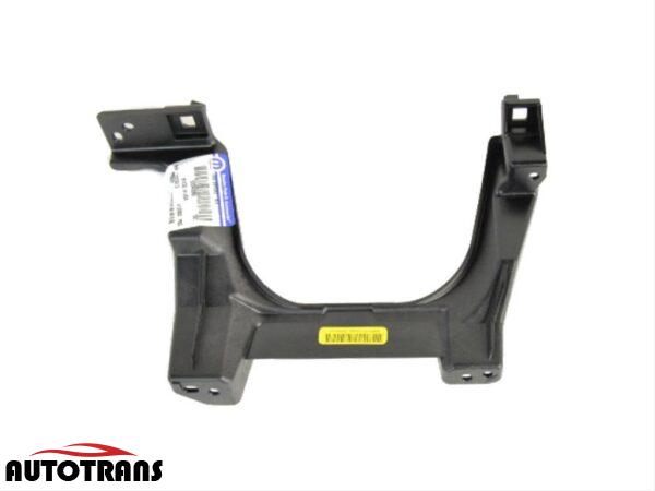 მაყუჩის უკანა სამაგრი მარჯვენა